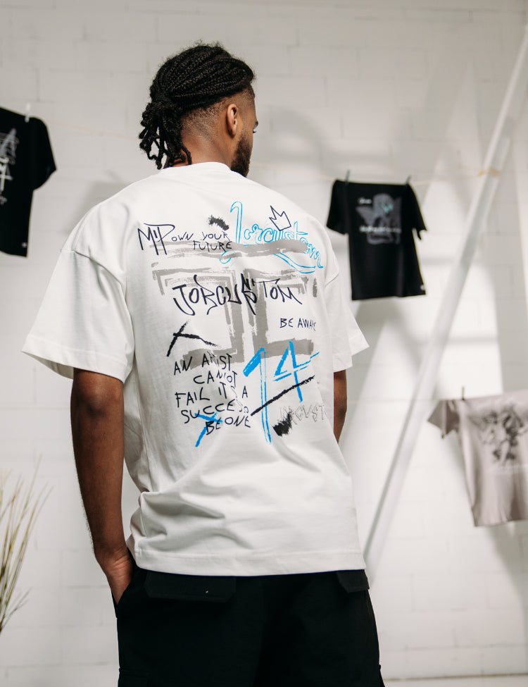 Artist Slim Fit T-Shirt - White
